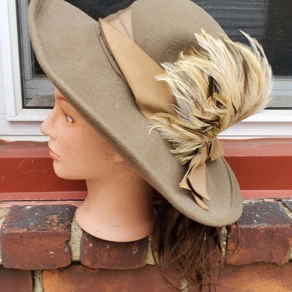 Peachfelt Vintage Light Mocha Wool Hat - Picture 3 of 5
